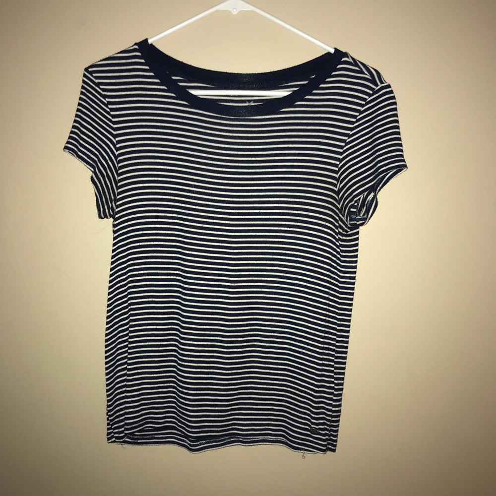 American Eagle✨ Navy and White Striped Tee✨